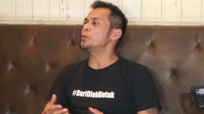 Reynold Cerita Perkenalannya dengan Marshanda