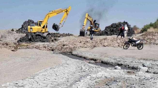 Garap Hutan Produksi, Empat Pekerja dan Alat Berat Diamankan, Pemilik Kabur