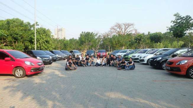 Komunitas Mobil Honda Brio "Kopi Darat" di Ancol