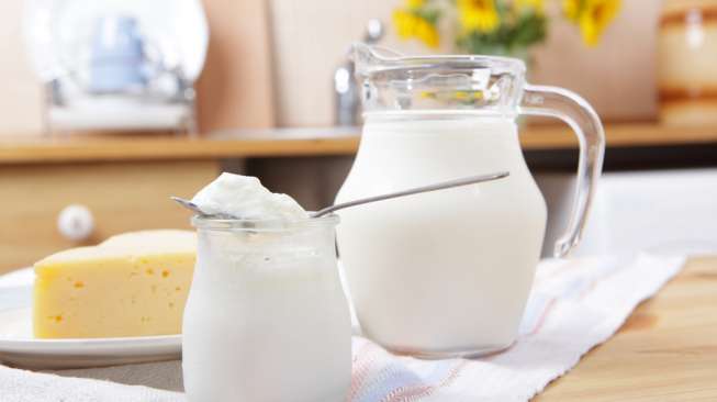 Ilustrasi susu, keju dan yogurt. (Sumber: Shutterstock)