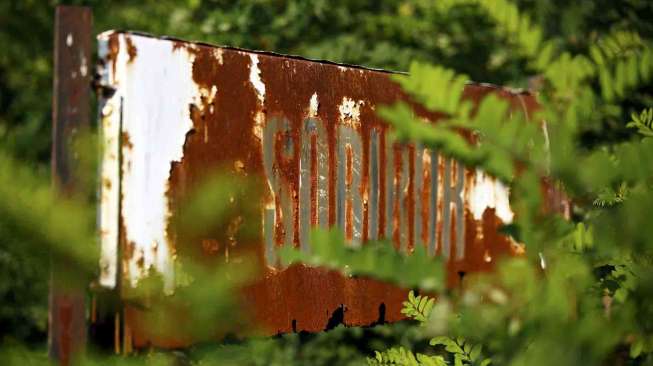 Kamp pembantaian Nazi di Sobibor, sebelah timur Polandia, Kamis (18/9). [Reuters/Kacper Pempel]