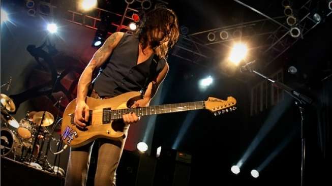 Nuno Bettencourt, Dewa Gitar yang Kawinkan Funk dan Metal