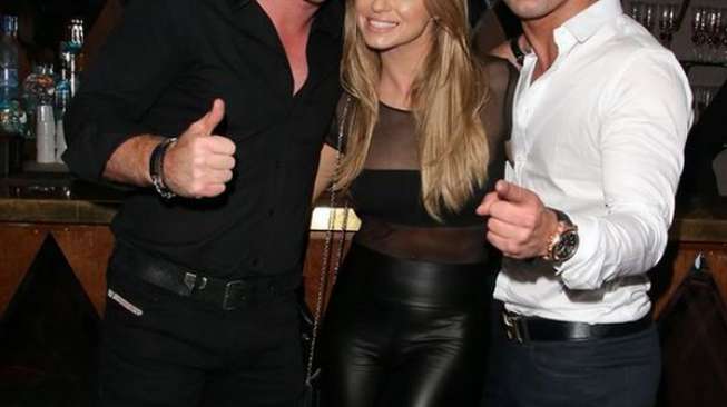 Ola Jordan Tampil Seksi di Klub