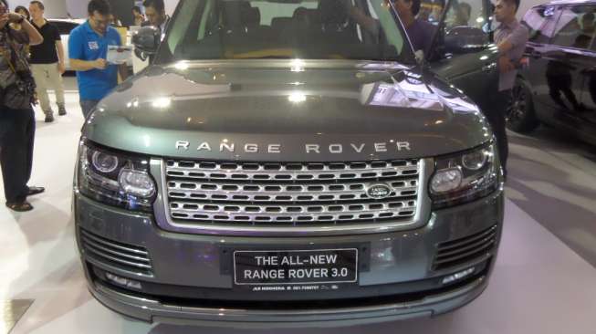  Range Rover Rp3,7 Miliar Gebrak IIMS 2014