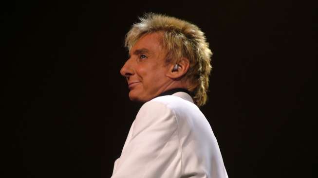 Barry Manilow Rilis Album Duet Kenangan