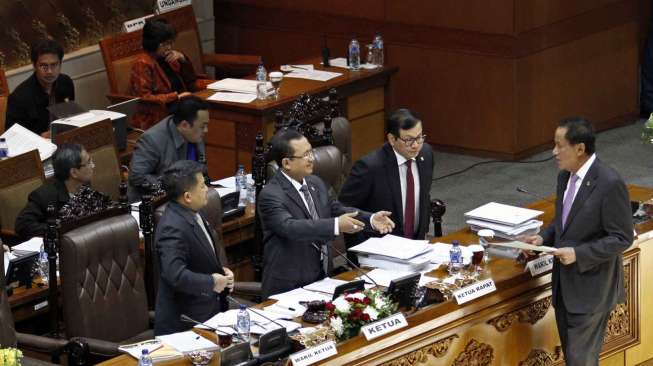 Suasana Rapat Paripurna ke-9 DPR RI di gedung Nusantara II Jakarta, Kamis (25/9). [suara.com/Kurniawan Mas'ud]