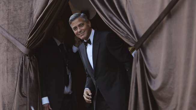 George Clooney Resmi Nikahi Amal Alamuddin