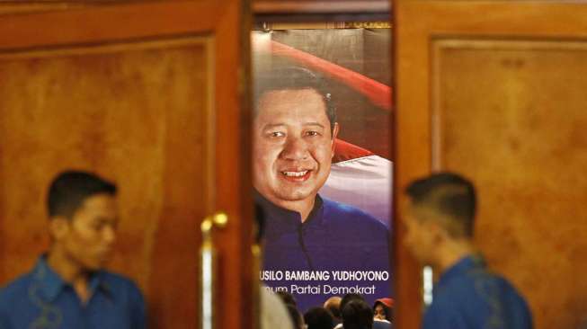 Ketua Umum Partai Demokrat Susilo Bambang Yudhoyono menggelar rapat kader Partai Demokrat secara tertutup di Hotel Sultan Jakarta, Selasa (30/9). [suara.com/Kurniawan Mas'ud]