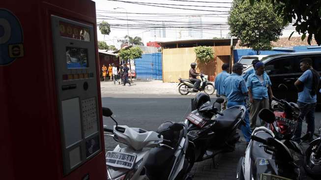 Sandiaga Uno: Parkir Meter Tak Cocok dengan Budaya Indonesia