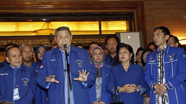 Ketua Umum Partai Demokrat Susilo Bambang Yudhoyono menggelar rapat kader Partai Demokrat secara tertutup di Hotel Sultan Jakarta, Selasa (30/9). [suara.com/Kurniawan Mas'ud]