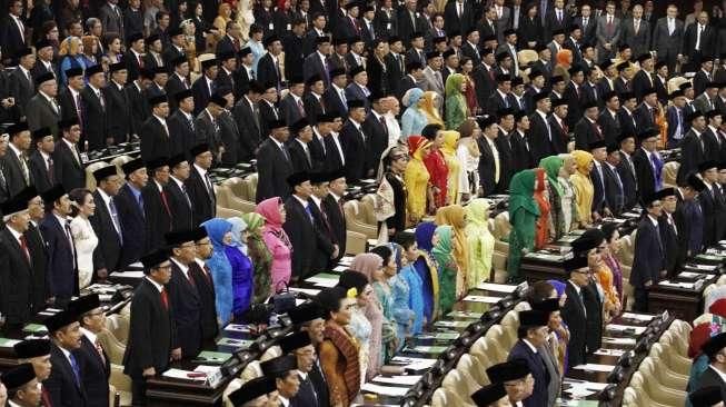 Pelantikan 45 Anggota DPRD Pesisir Selatan Periode 2024-2029, 28 Wajah Baru Duduki Kursi Legislatif