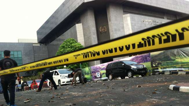 Polda Metro Jaya Lakukan Identifikasi di Halaman DPRD DKI