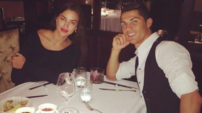 Ronaldo Dicampakkan karena Selingkuh dengan Tiga Perempuan?