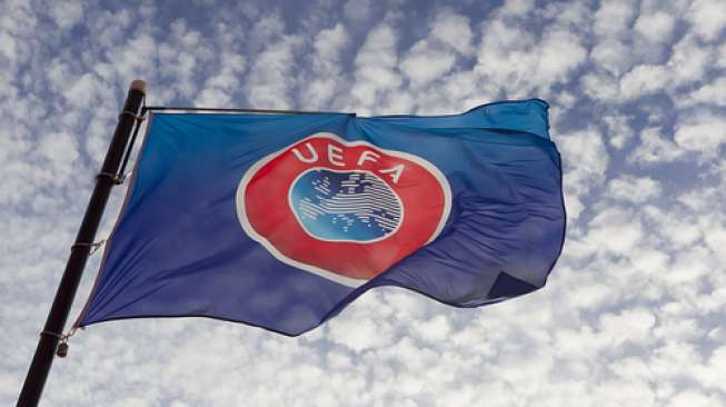 Buntut Kericuhan, UEFA Hukum Rumania dan Hungaria