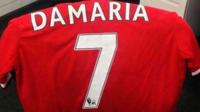 Wah, MU Salah Cetak Nama Di Maria di Replika Jersey