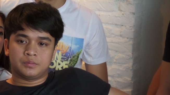 Billy Syahputra Pacari Lolly Agustine?