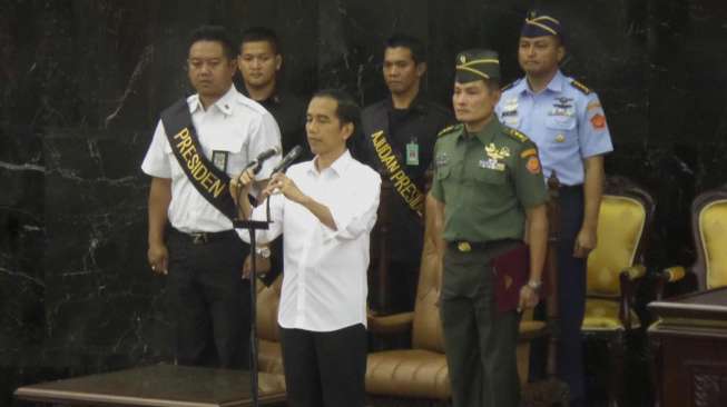 Presiden terpilih Joko Widodo hadir dalam geladi bersih terakhir pelantikan di Gedung MPR. [suara.com/Bagus Santosa