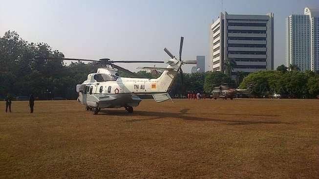 Cerita Pilot Heli Super Puma TNI AU Menerjang Cuaca Buruk