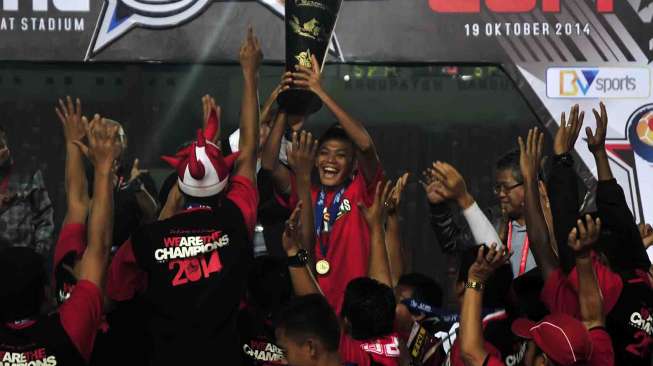 Final Indonesian Super League U-21 di Stadion Si Jalak Harupat, Kabupaten Bandung, Jawa Barat, Minggu (19/10).