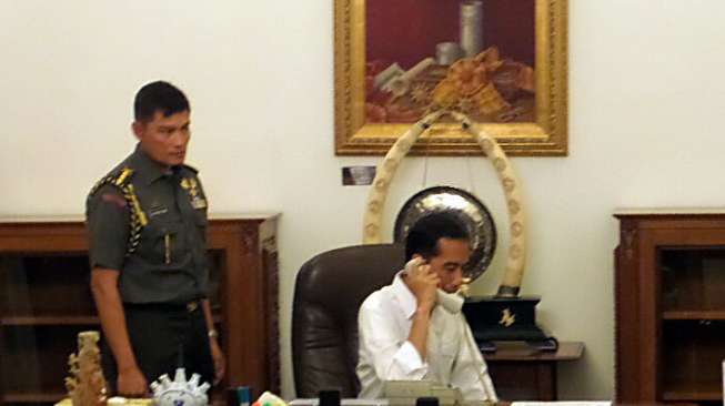 Jokowi Terima Telepon dari Cina