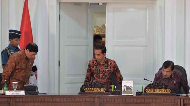 Sidang Kabinet Kerja Pertama