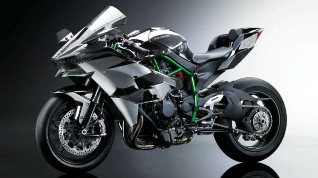 Kawasaki Ninja Ninja H2R, yang diklaim paling kuat di kelasnya (www.kawasaki.com).