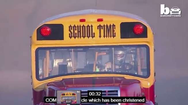 Wow, Bus Sekolah Ini Lebih Cepat dari pesawat