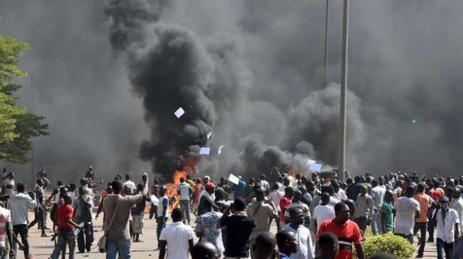 Ribuan Warganya Tewas Jadi Korban Teroris, Presiden Burkina Faso Pecat Perdana Menteri