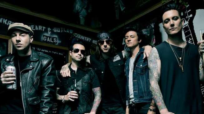 Fans Berat, Pria Ini Punya Tanda Tangan Unik Terinspirasi Avenged Sevenfold