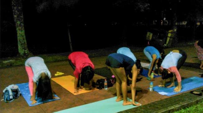 Fun Yoga Ala Yogamisbar