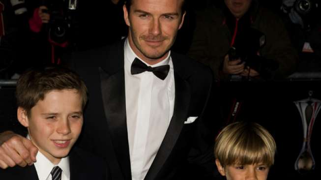 Putera David Beckham Dikontrak Arsenal