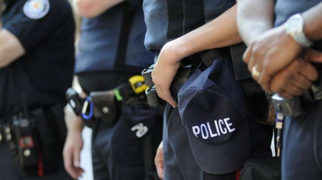 Polisi Dikeroyok Massa Saat Tangkap Jambret, Satu Orang Ditangkap