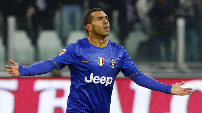 Gol Tevez ke Gawang Parma Ikuti Gaya Maradona