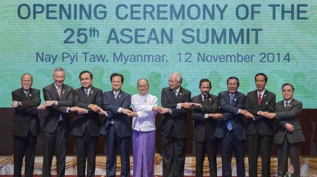 KTT ASEAN kali ini mengusung tema "Melangkah Maju dalam Sebuah Komunitas yang Damai dan Makmur".