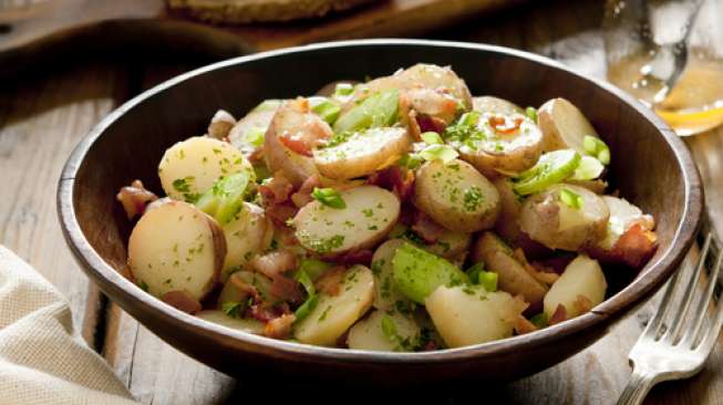 Salad Kentang &quot;Yummy&quot; Untuk Makan Malam