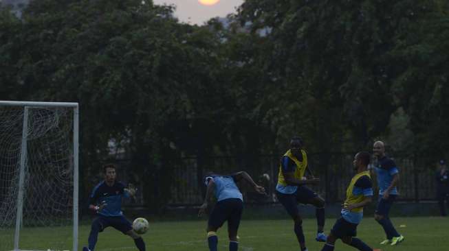 Latihan Timnas Jelang AFF