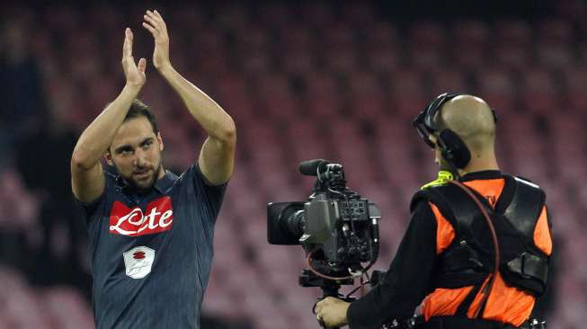 Gol Higuain Bawa Napoli Singkirkan Inter