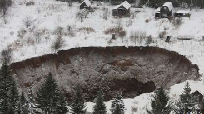 'Lubang Kiamat' Muncul di Siberia