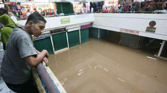 Pasar Cipulir Banjir