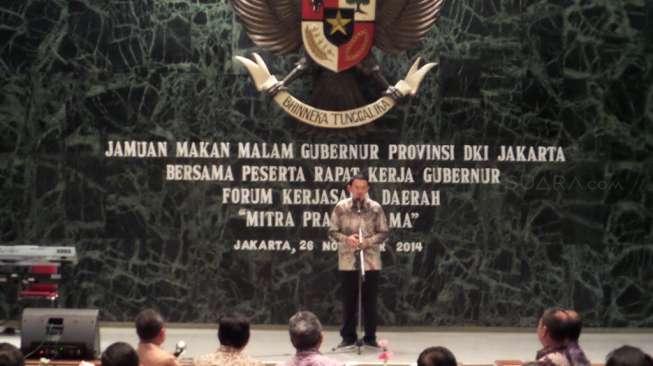 Ahok 'Dinner' dengan Deddy Mizwar dan Franz Lebu