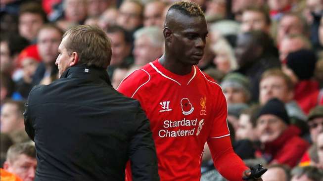 Rodgers: Balotelli dan Lambert Tetap di Anfield