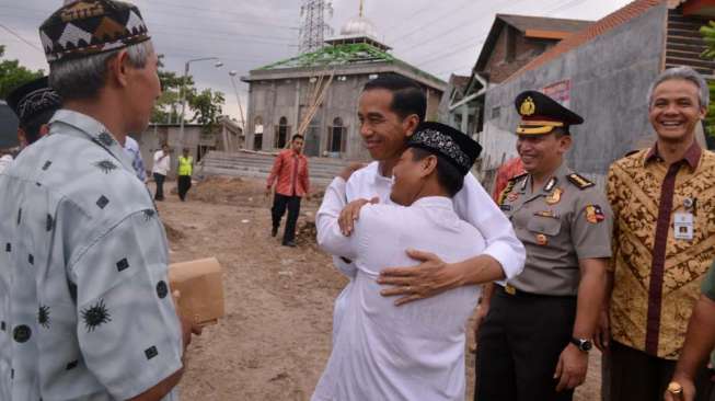 Jokowi Tinjau Tambaklorok