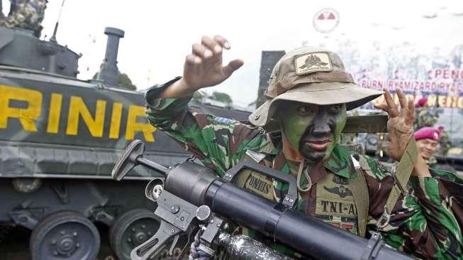 Ryamizard Ryacudu diangkat sebagai Warga Kehormatan ke-34 Korps Marinir TNI AL.