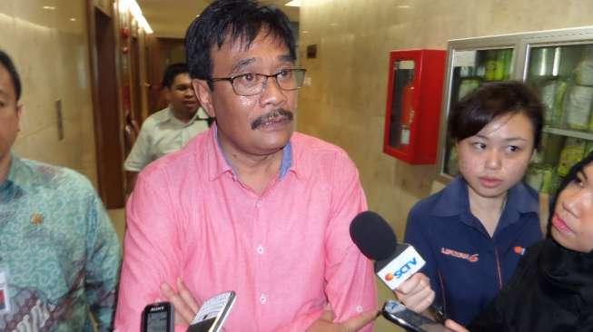 Beralih ke Motor, Djarot akan Lelang Mobil Dinas