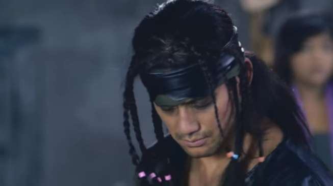 VIDEO: Di Film Ini Tora Sudiro Jadi Pendekar Buta