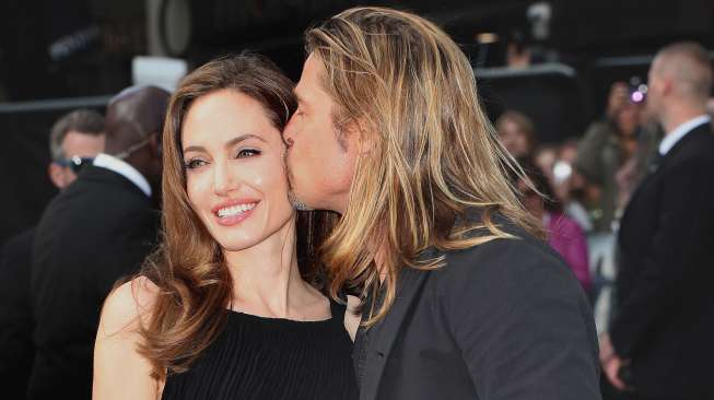 Angelina Jolie dan Brad Pitt Bentuk Tim Keamanan Internet