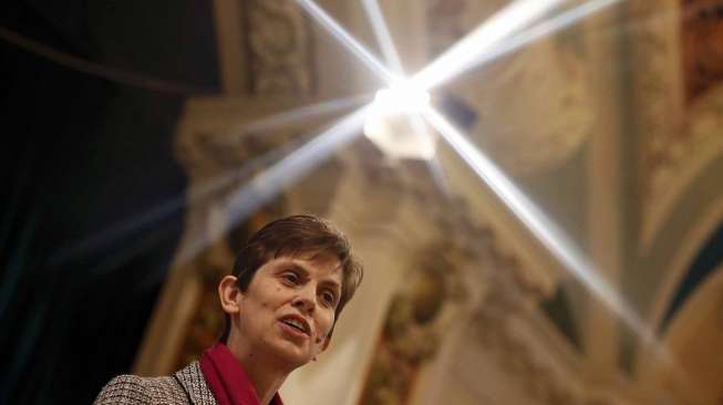 Lane menjadi uskup wanita pertama Church of England dalam 500 tahun terakhir. 