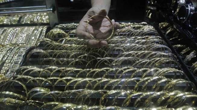 Harga Emas Naik