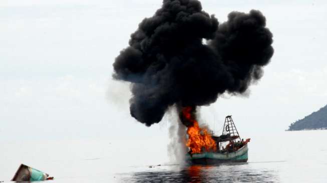 Tertangkap di Papua, Kapal Ikan Vietnam Terancam Ditenggelamkan