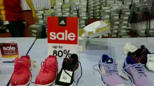 Adidas Gelar Diskon Akhir Tahun Hingga 80 Persen